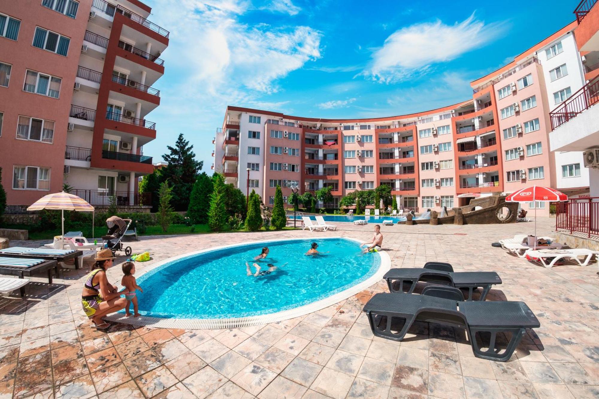 Privillege Fort Noks Beach Apartments Elenite Bagian luar foto