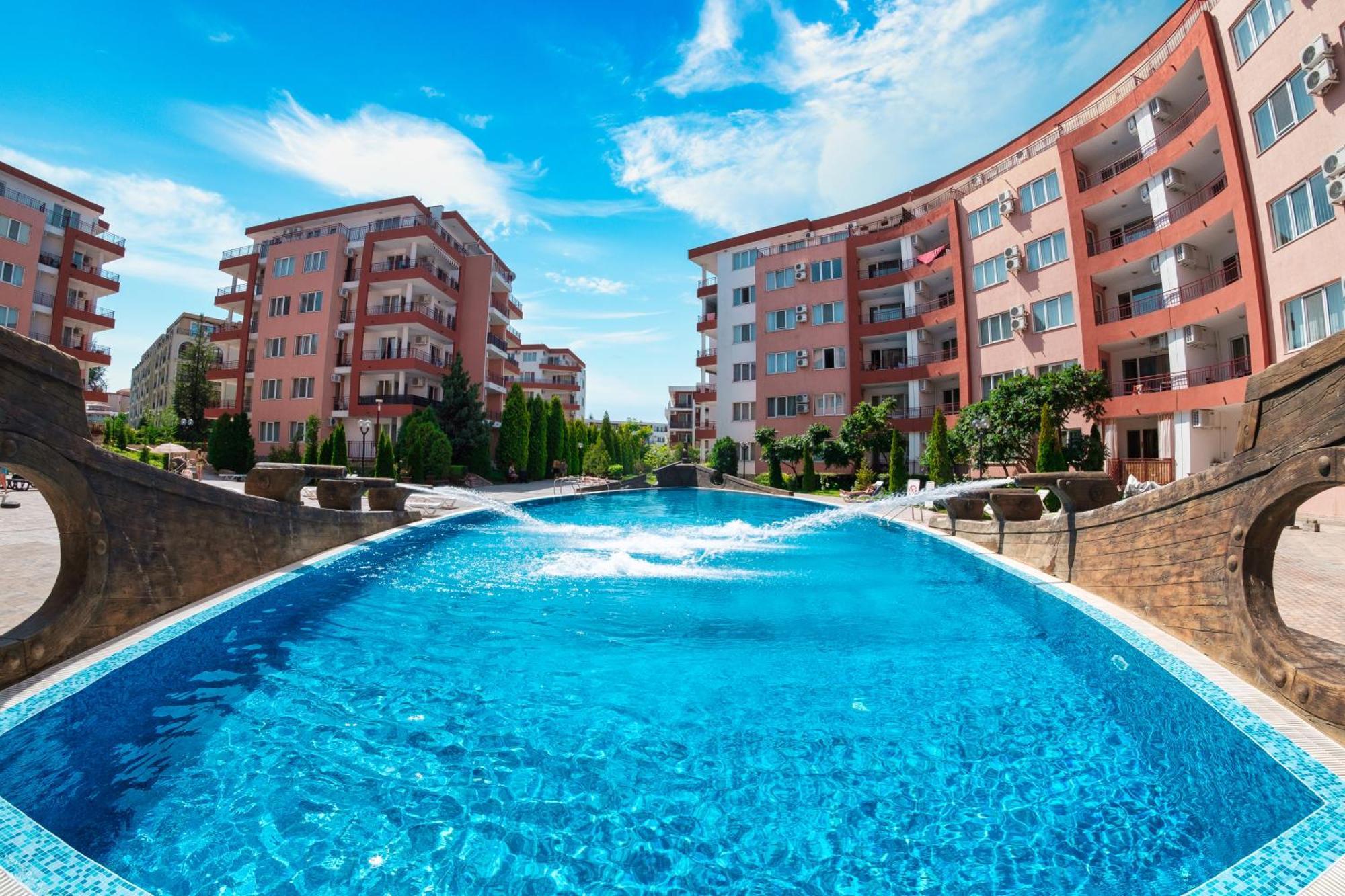 Privillege Fort Noks Beach Apartments Elenite Bagian luar foto