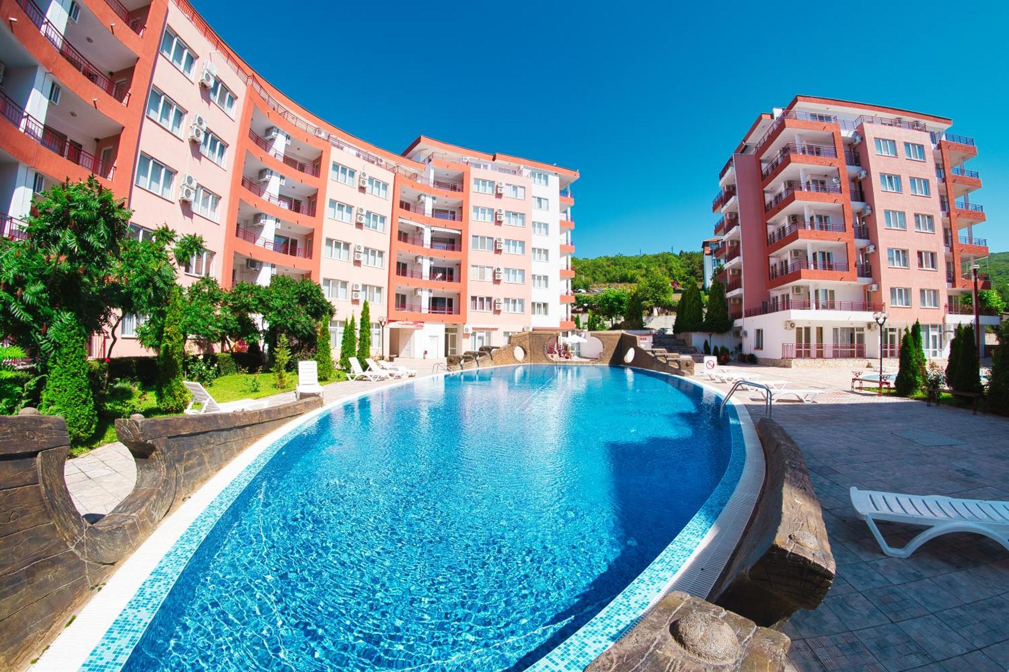 Privillege Fort Noks Beach Apartments Elenite Bagian luar foto