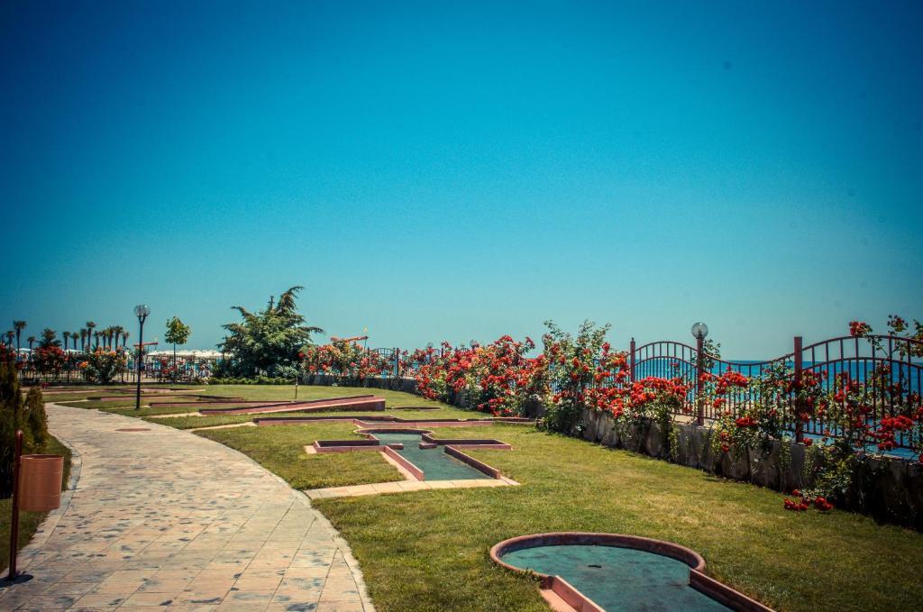 Privillege Fort Noks Beach Apartments Elenite Bagian luar foto